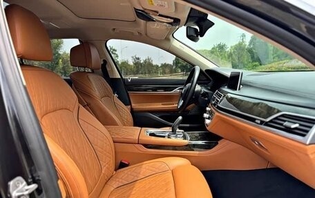 BMW 7 серия, 2020 год, 5 450 000 рублей, 10 фотография