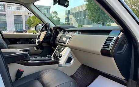 Land Rover Range Rover IV рестайлинг, 2022 год, 10 777 777 рублей, 17 фотография