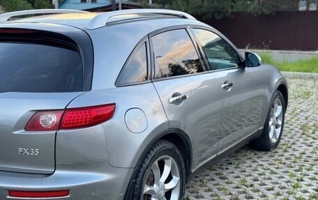 Infiniti FX I, 2004 год, 750 000 рублей, 6 фотография