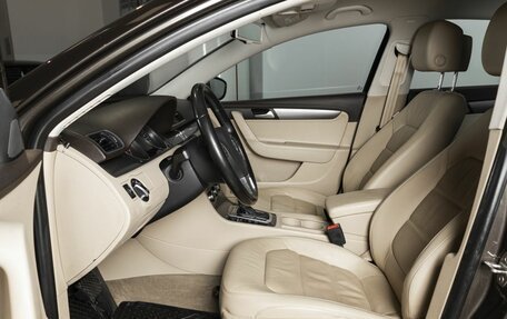Volkswagen Passat B7, 2012 год, 819 748 рублей, 11 фотография