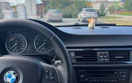 BMW 3 серия, 2009 год, 1 300 000 рублей, 12 фотография