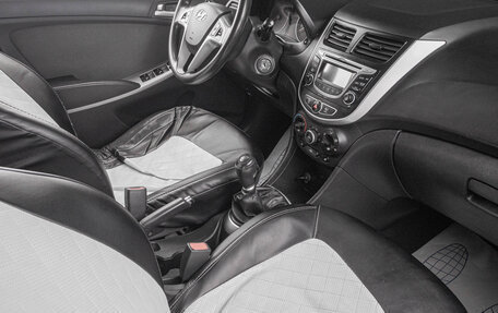 Hyundai Solaris II рестайлинг, 2013 год, 569 000 рублей, 17 фотография