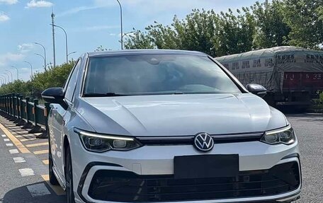 Volkswagen Golf VIII, 2021 год, 1 850 000 рублей, 2 фотография
