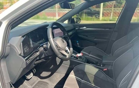 Volkswagen Golf VIII, 2021 год, 1 850 000 рублей, 19 фотография