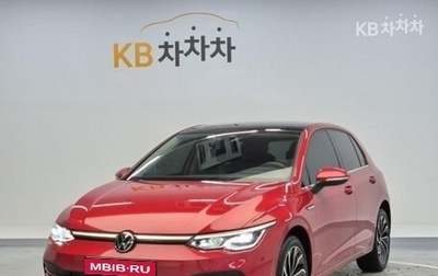 Volkswagen Golf VIII, 2022 год, 2 380 010 рублей, 1 фотография
