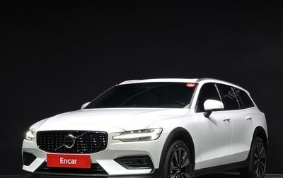 Volvo V60 Cross Country II, 2024 год, 4 850 000 рублей, 1 фотография