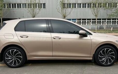 Volkswagen Golf VIII, 2021 год, 1 420 000 рублей, 4 фотография