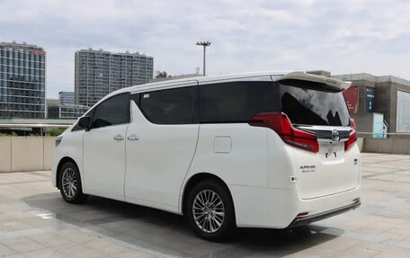 Toyota Alphard III, 2021 год, 7 500 000 рублей, 4 фотография