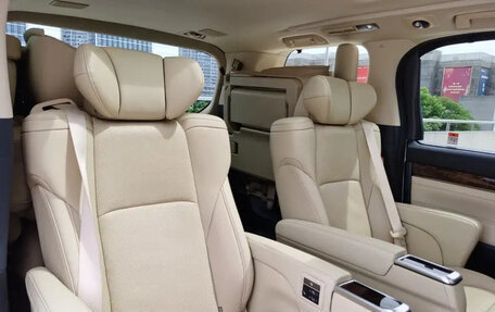 Toyota Alphard III, 2021 год, 7 500 000 рублей, 21 фотография