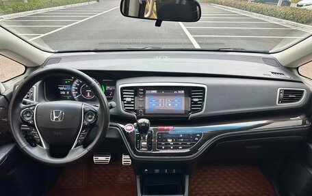 Honda Odyssey IV, 2021 год, 2 115 000 рублей, 9 фотография