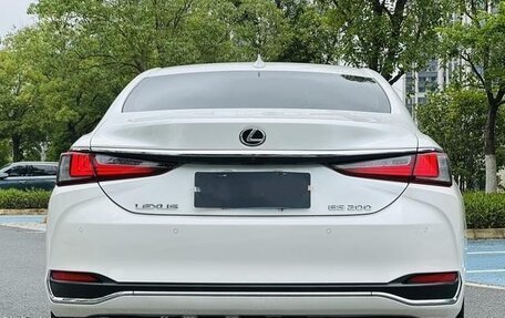Lexus ES VII, 2021 год, 2 650 000 рублей, 3 фотография