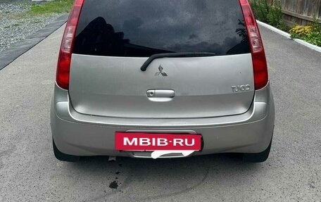 Mitsubishi Colt VI рестайлинг, 2004 год, 325 000 рублей, 4 фотография