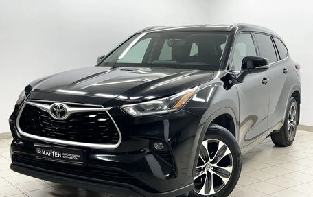 Toyota Highlander, 2021 год, 4 799 000 рублей, 1 фотография