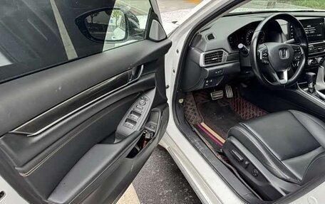 Honda Accord IX рестайлинг, 2022 год, 1 700 202 рублей, 11 фотография