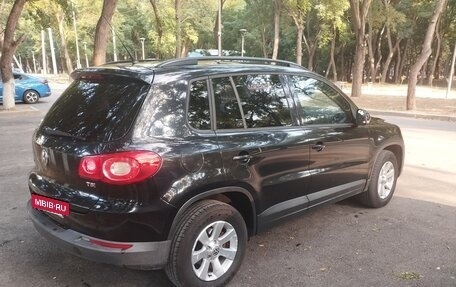 Volkswagen Tiguan I, 2010 год, 799 000 рублей, 3 фотография