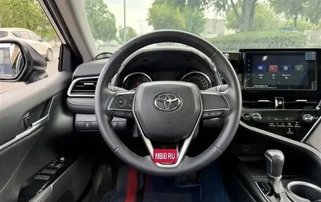 Toyota Camry, 2022 год, 2 000 000 рублей, 9 фотография