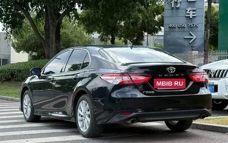 Toyota Camry, 2022 год, 2 000 000 рублей, 4 фотография