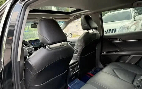 Toyota Camry, 2022 год, 2 000 000 рублей, 17 фотография