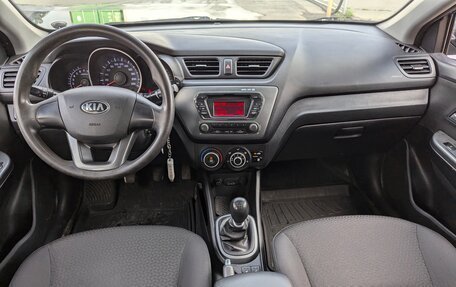 KIA Rio III рестайлинг, 2013 год, 740 000 рублей, 9 фотография