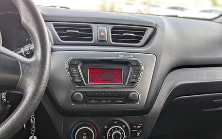 KIA Rio III рестайлинг, 2013 год, 740 000 рублей, 13 фотография