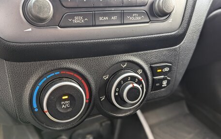 KIA Rio III рестайлинг, 2013 год, 740 000 рублей, 15 фотография