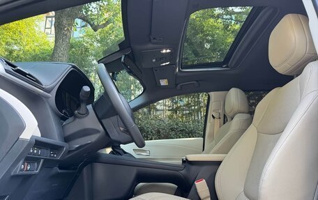 Toyota Sienna, 2022 год, 4 100 000 рублей, 17 фотография