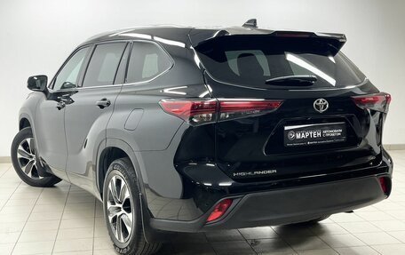 Toyota Highlander, 2021 год, 4 799 000 рублей, 6 фотография