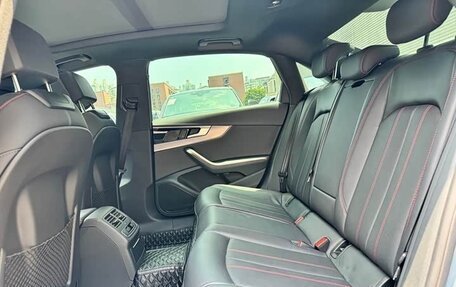 Audi A4, 2022 год, 2 215 000 рублей, 9 фотография