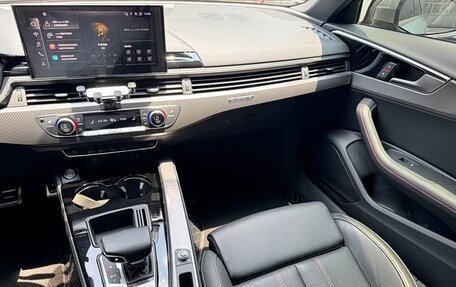 Audi A4, 2022 год, 2 215 000 рублей, 11 фотография