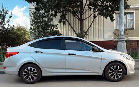 Hyundai Solaris II рестайлинг, 2013 год, 777 000 рублей, 5 фотография
