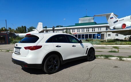 Infiniti FX II, 2012 год, 1 899 990 рублей, 9 фотография
