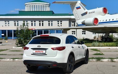 Infiniti FX II, 2012 год, 1 899 990 рублей, 11 фотография