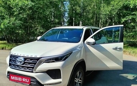 Toyota Fortuner II, 2022 год, 5 100 000 рублей, 3 фотография