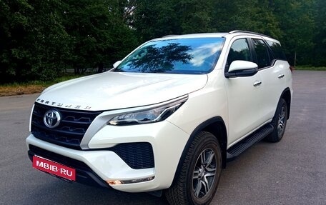 Toyota Fortuner II, 2022 год, 5 100 000 рублей, 2 фотография