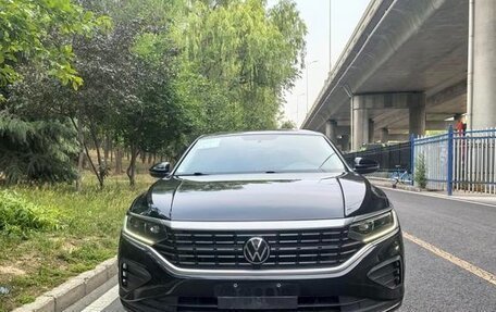 Volkswagen Passat B8 рестайлинг, 2021 год, 1 870 000 рублей, 2 фотография