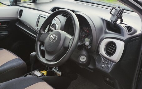 Toyota Vitz, 2011 год, 885 000 рублей, 6 фотография