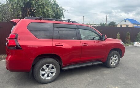 Toyota Land Cruiser Prado 150 рестайлинг 2, 2018 год, 3 900 000 рублей, 14 фотография