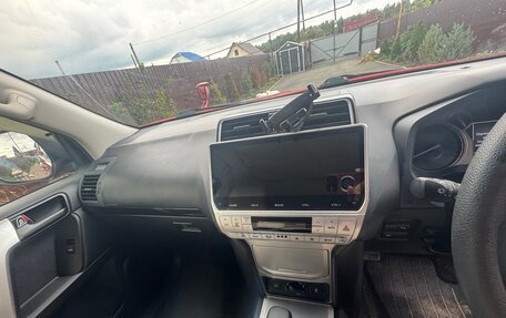 Toyota Land Cruiser Prado 150 рестайлинг 2, 2018 год, 3 900 000 рублей, 25 фотография