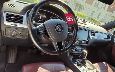 Volkswagen Touareg III, 2016 год, 3 200 000 рублей, 6 фотография