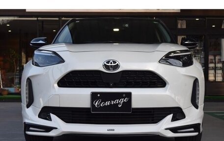 Toyota Yaris Cross, 2021 год, 1 590 000 рублей, 2 фотография