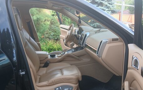 Porsche Cayenne III, 2011 год, 2 000 000 рублей, 13 фотография