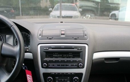 Skoda Octavia, 2011 год, 697 000 рублей, 13 фотография
