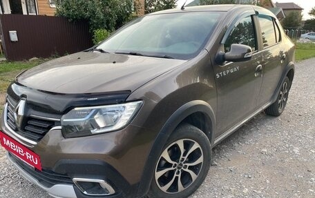 Renault Logan II, 2020 год, 1 300 000 рублей, 2 фотография