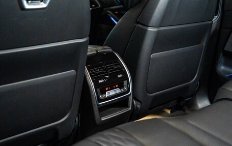 BMW X7, 2024 год, 14 000 000 рублей, 18 фотография