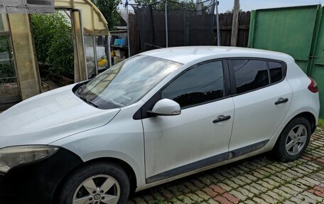 Renault Megane III, 2010 год, 500 000 рублей, 2 фотография