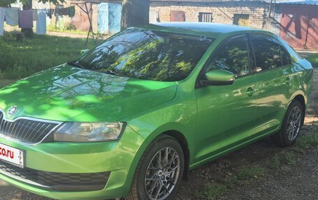 Skoda Rapid I, 2018 год, 1 050 000 рублей, 3 фотография