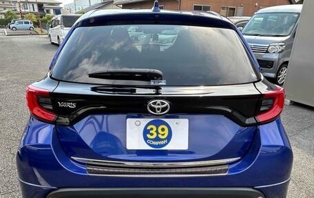Toyota Yaris, 2021 год, 790 000 рублей, 7 фотография