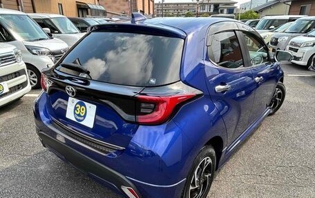 Toyota Yaris, 2021 год, 790 000 рублей, 8 фотография