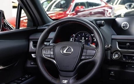Lexus UX I, 2021 год, 2 300 000 рублей, 10 фотография