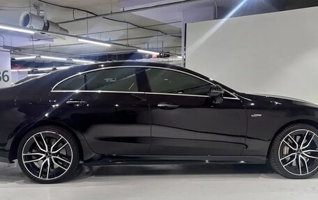 Mercedes-Benz CLS AMG, 2022 год, 5 700 000 рублей, 3 фотография